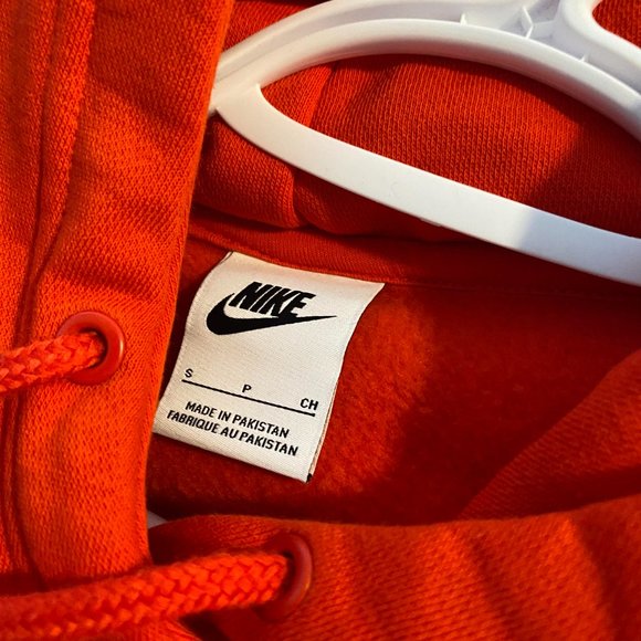 Women's Small Nike Sportswear Collection Essentials Hoodie in Red - Picture 3 of 6